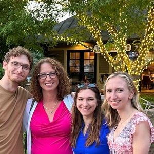 Meet your Posher, Denise